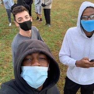 Meet your Posher, Travis